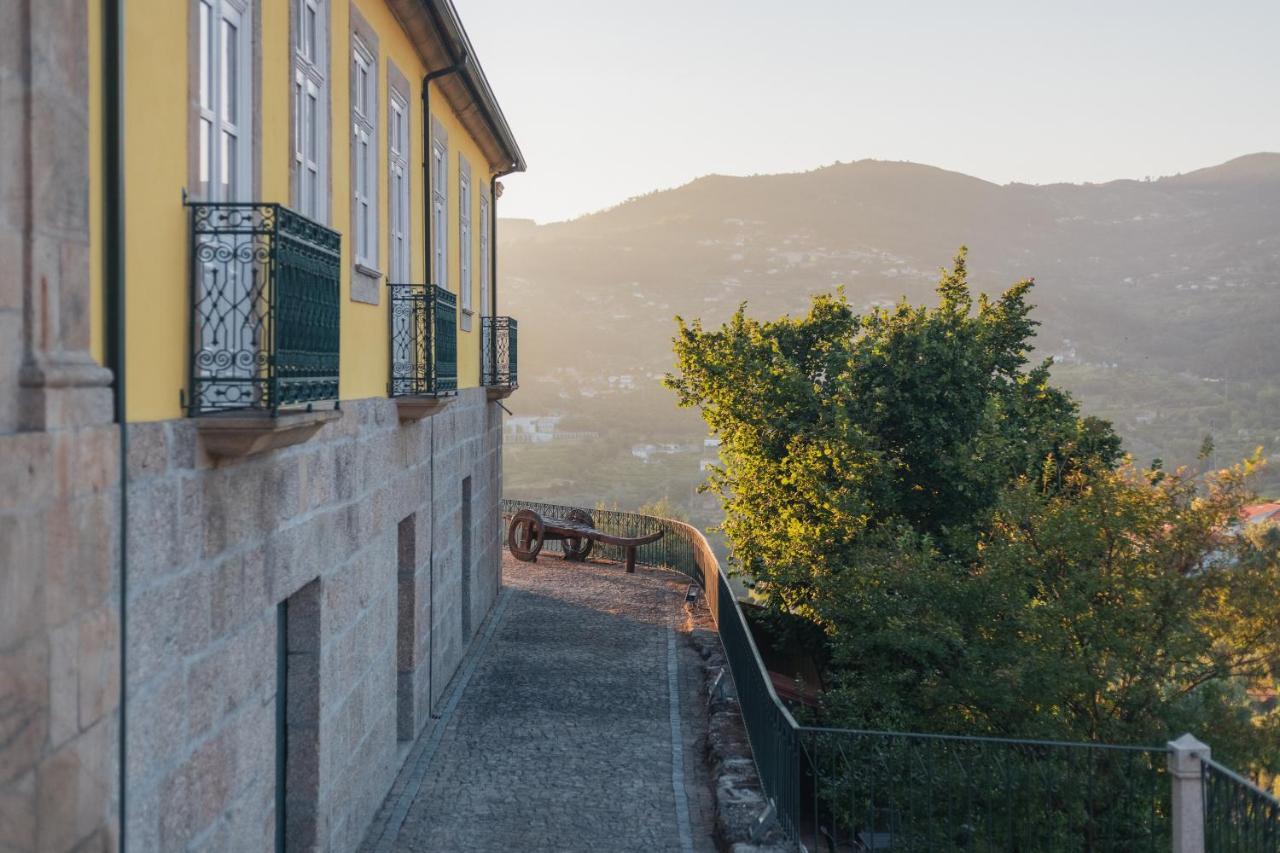 Quinta Do Outeiro Guest House Resende Exterior photo